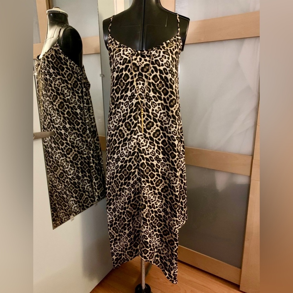 NEW Hankerchief Leopard Dress,2X